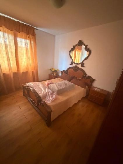 Casă individuală cu 3 camere cu Canalizare în Filiași