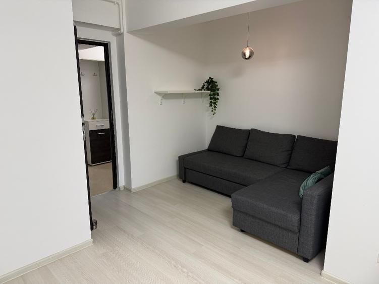 Apartament cu 2 camere decomandat în Păcii
