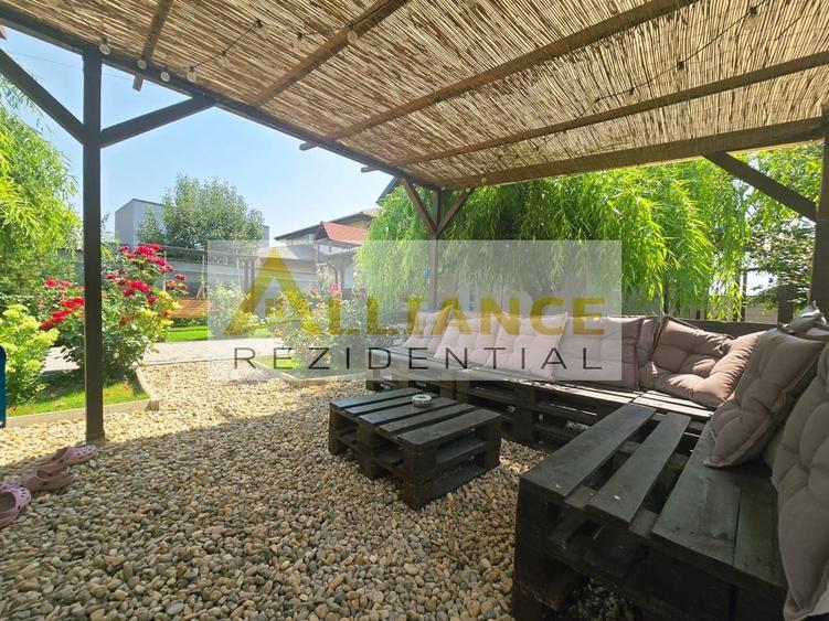 Casă individuală cu 4 camere cu Canalizare în Berceni