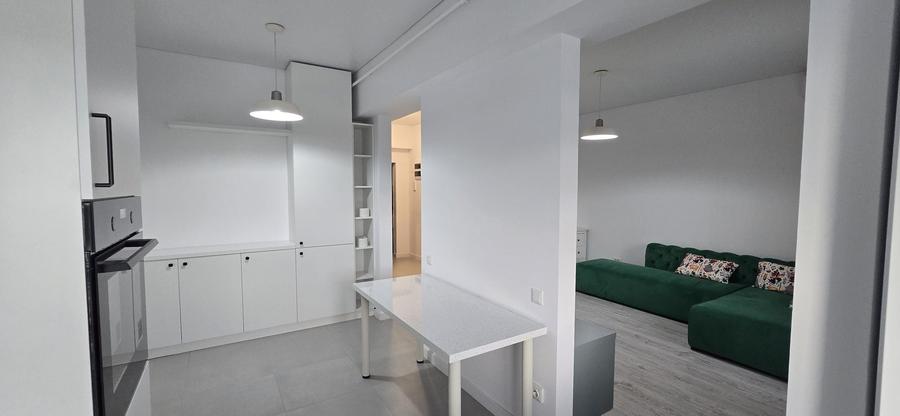 Apartament cu 3 camere decomandat în Frumoasa