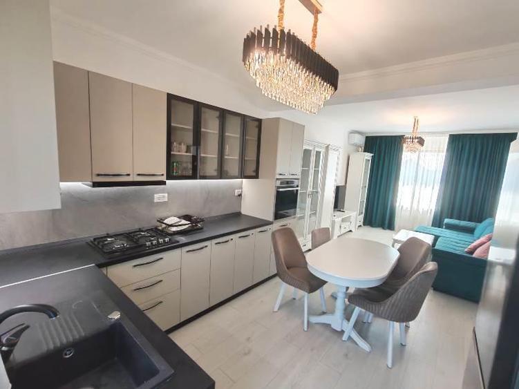Apartament cu 3 camere decomandat în Clinceni