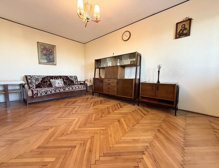 Apartament cu 2 camere decomandat în Tomis Nord