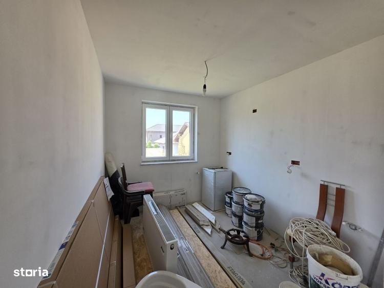 Casă cu 3 camere în Valu lui Traian