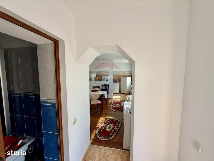 Casă cu 4 camere cu Teren 1300 Mp în Jariștea