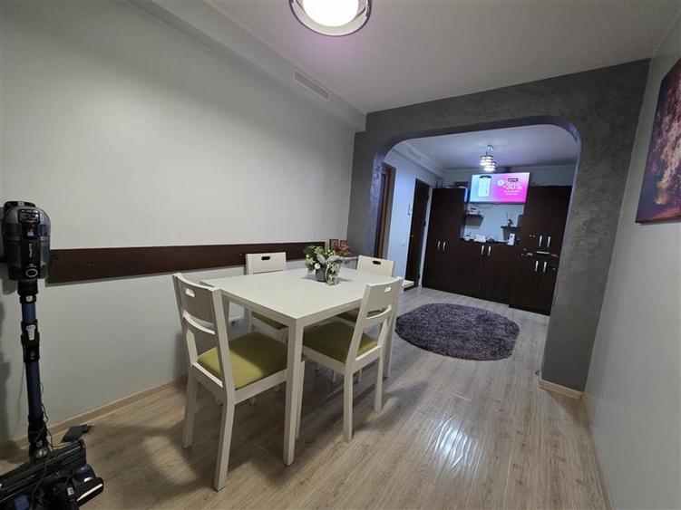 Apartament cu 2 camere decomandat, mobilat în Nord