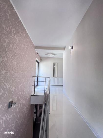 Vila Superba pentru 2 familii /9 Camere /Curte 721 - 4