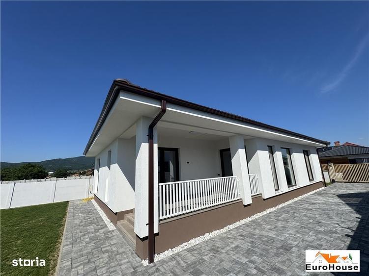 Casă cu 4 camere cu Teren 500 Mp în Central