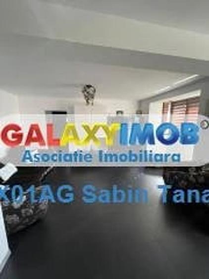 Apartament cu 2 camere decomandat în Calea București