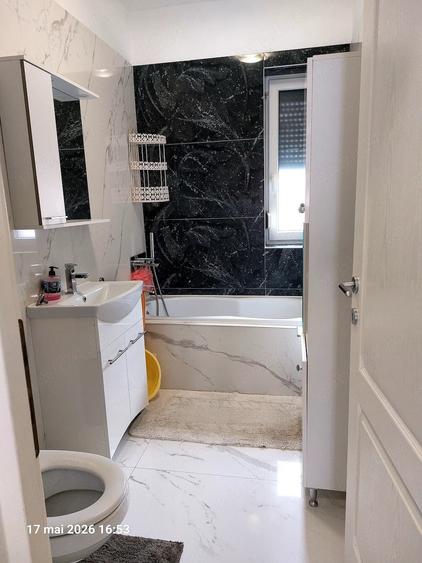 Apartament cu 2 camere decomandat în Giroc