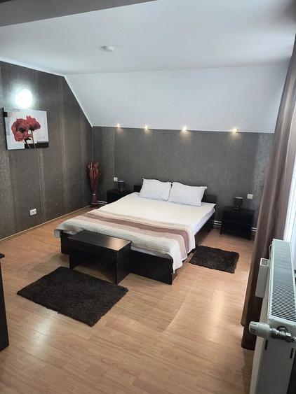 Casă cu 4 camere cu Teren 500 Mp în Central