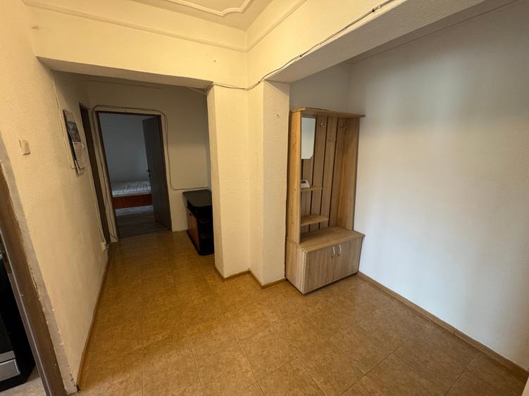Apartament cu 2 camere decomandat în Cug