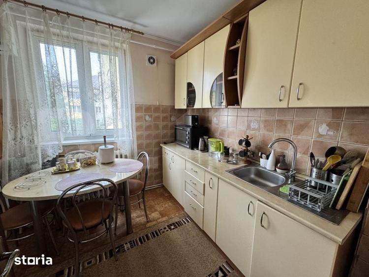 Apartament spatios cu 3 camere, ideal pentru familie Zona Centrala - 9