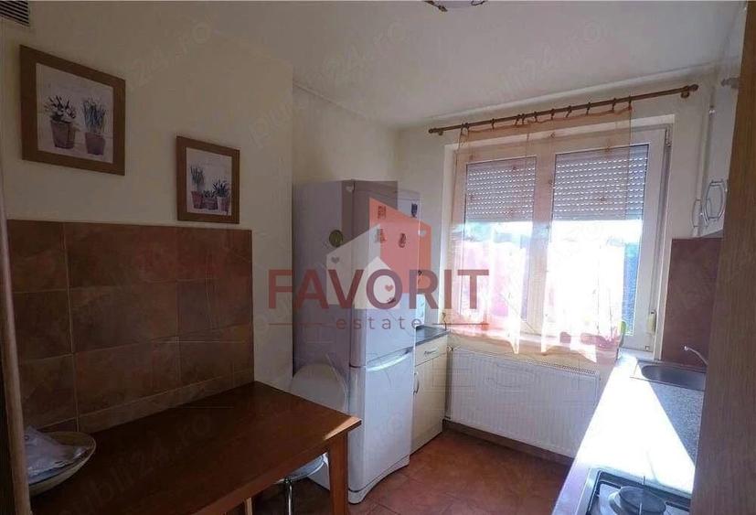 2 camere | central | etaj intermediar | mobilat | curte | - 4