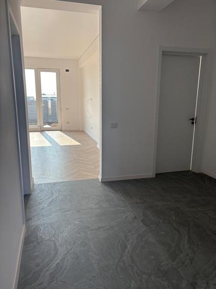 Casă individuală cu 4 camere cu Teren 371 Mp în Berceni