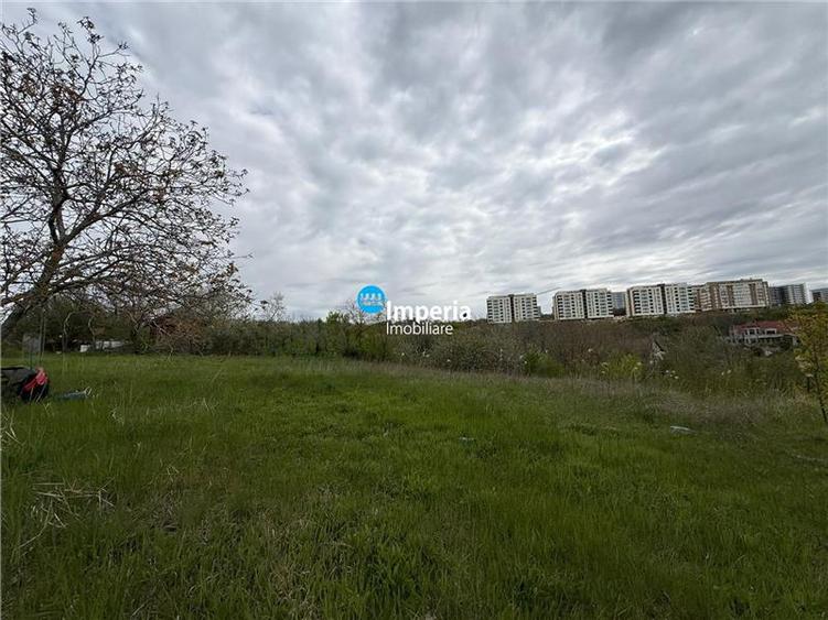 Teren Construcții intravilan de 1500 mp, în Rediu