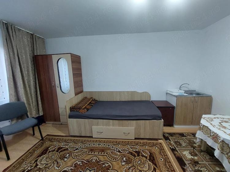 Garsonieră decomandată în Milcov