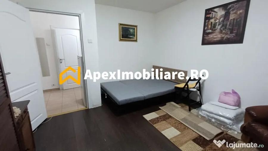 Apartament cu 2 camere decomandat în Cantemir