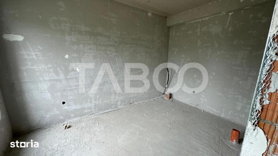 Casa de tip duplex curte libera 195 mp acces 2 strazi Mohu Sibiu - 7
