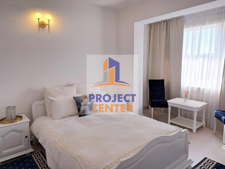 Apartament cu 4 camere decomandat, mobilat în Ultracentral