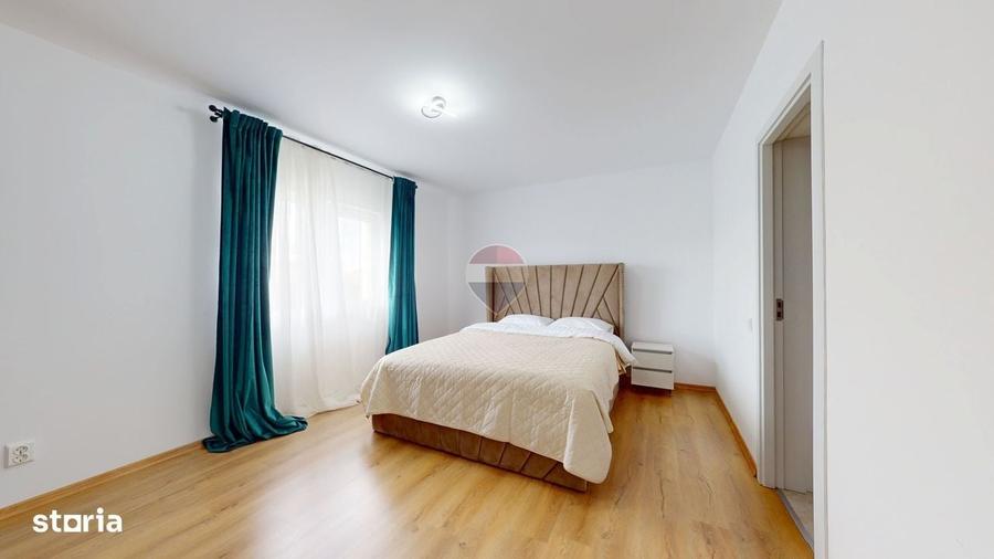Casă cu 4 camere în Sânpetru
