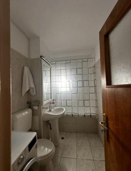 Apartament cu 2 camere decomandat în Nerva Traian