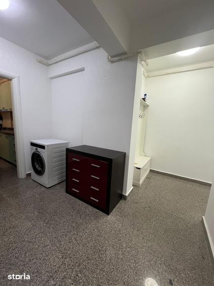 Apartament cu 2 camere, mobilat în Central