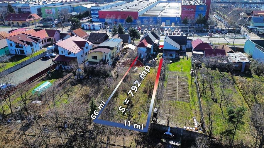 Casă individuală cu 9 camere cu Teren 792 Mp în Orașul Vechi