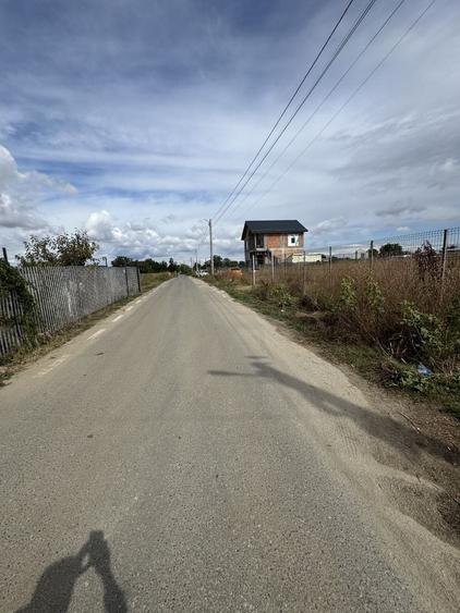 Teren de 861 mp, în Dobreni
