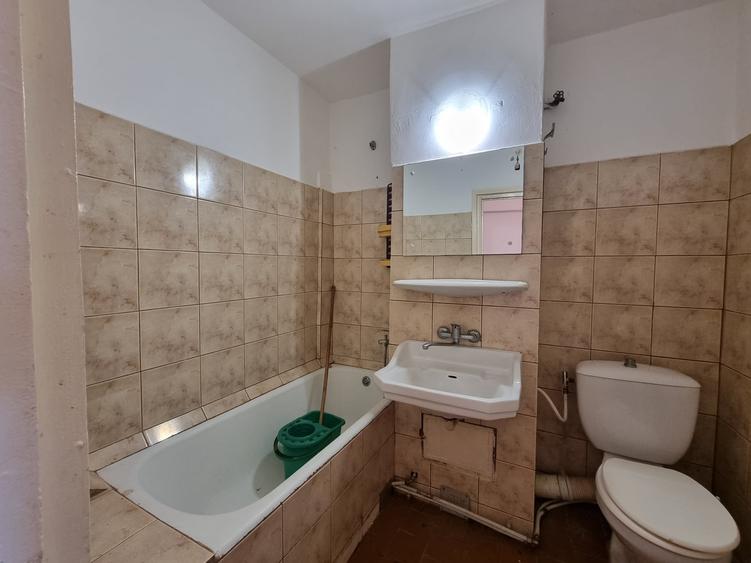 Apartament cu 2 camere decomandat în Ultracentral