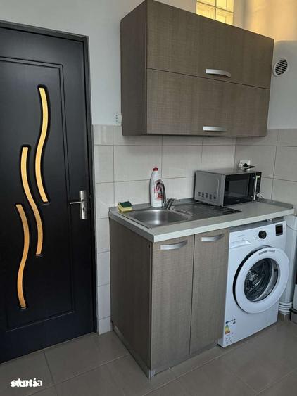 Garsonieră decomandată în Exterior Vest