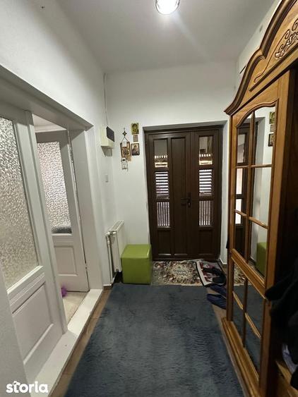 De vanzare casa la 5 minute de Roman, teren 612 mp, 93.000euro - 12