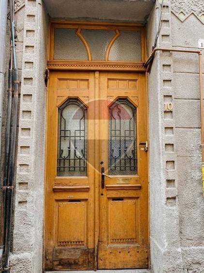 Casă cu 3 camere cu Teren 371 Mp în Ultracentral
