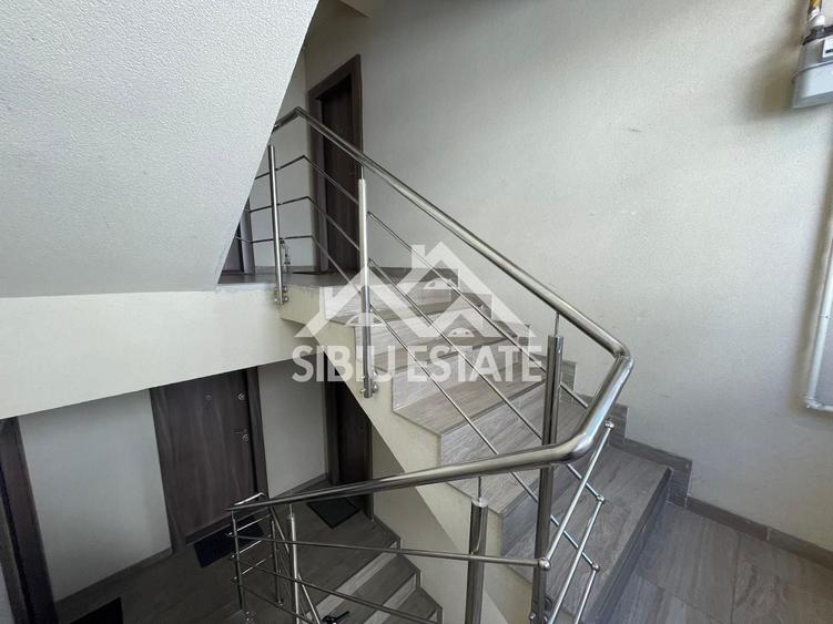 Apartament cu 2 camere decomandat, mobilat în Arhitecților - Calea Cisnădiei