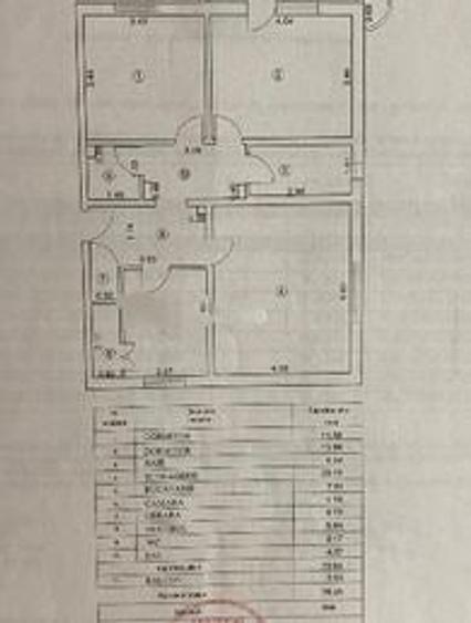 Apartament cu 3 camere decomandat în Titan