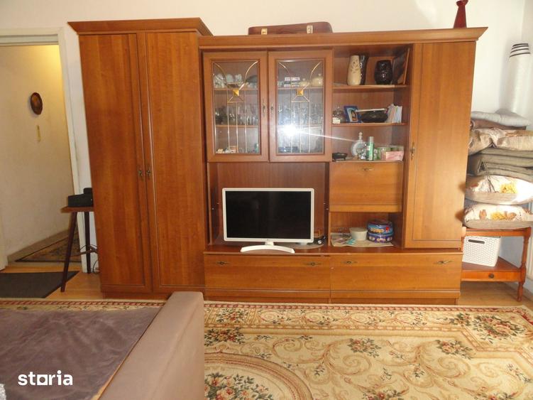 Apartament 3 camere etaj 2 Vlaicu, 63 mp, aproape de statia de tramvai - 10