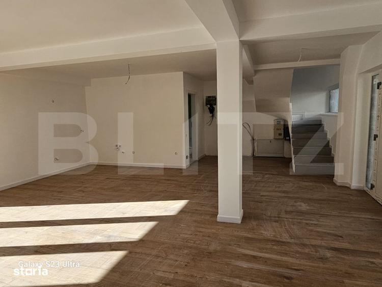 Casă cu 4 camere cu Teren 275 Mp în Tăuți