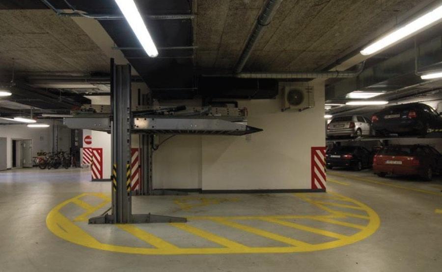 Birou, de 3,000 mp, în Central