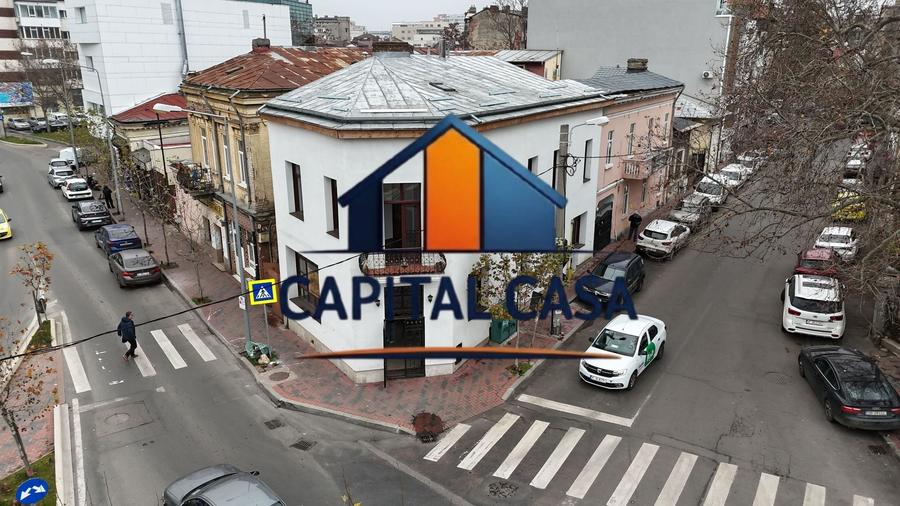 Spațiu comercial, de 300 mp, în Central