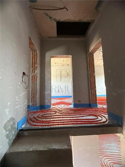 Duplex cu 4 camere cu Canalizare în Moșnița Nouă