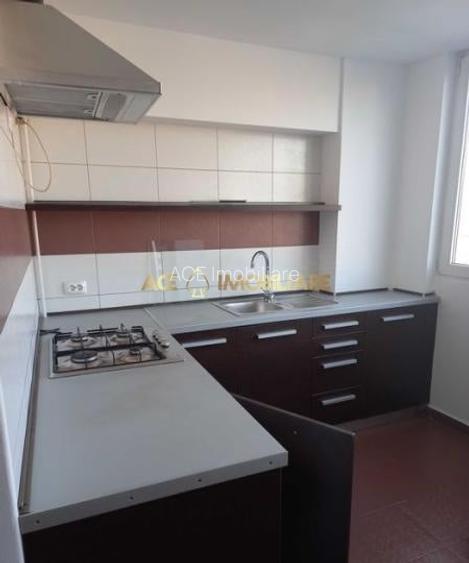 Garsoniera de inchiriat | P-ta Unirii | Metrou | Centrala proprie