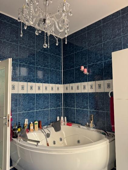 Casă individuală cu 8 camere cu Canalizare în Kiseleff