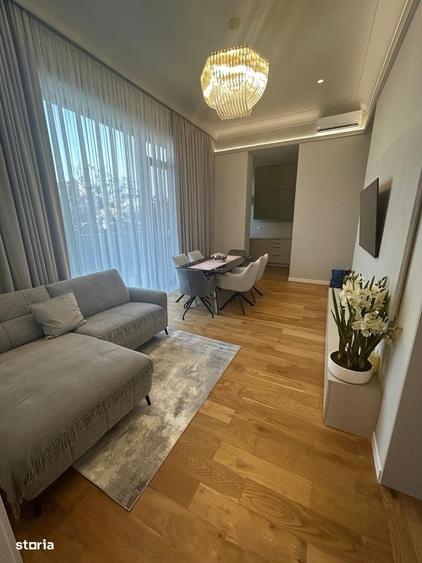 Apartament cu 4 camere în Ciupercenii Noi