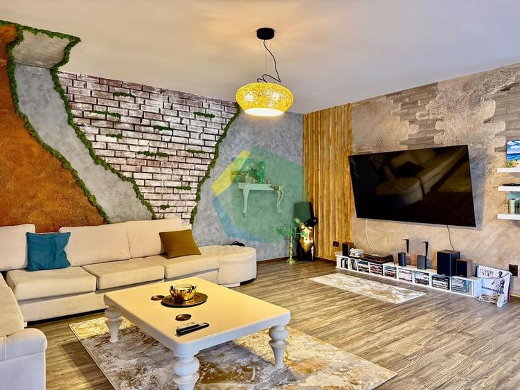 Duplex cu 5 camere cu Piscina în Ferme