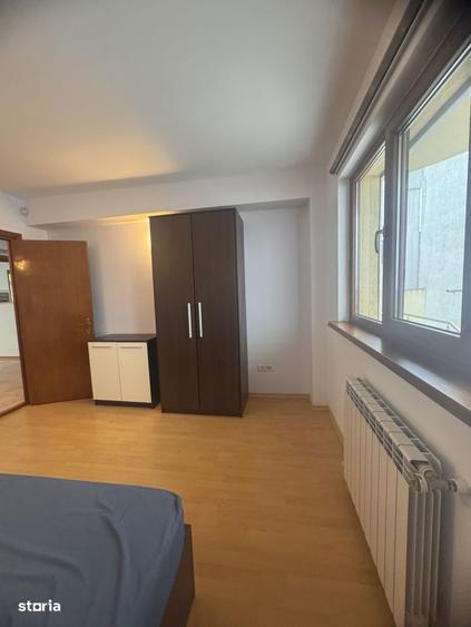 Apartament cu 3 camere în Faleza Nord