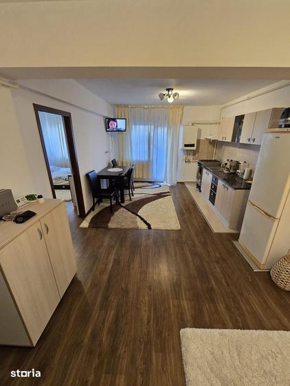 Apartament cu 2 camere decomandat în Dâmbul Rotund