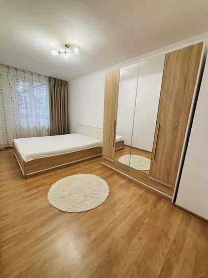 Apartament cu 2 camere decomandat în Medicină
