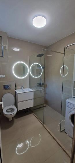 Apartament cu 2 camere decomandat în Cornișa