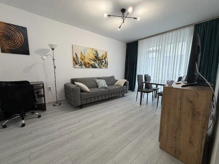 Apartament cu 2 camere decomandat în Giroc