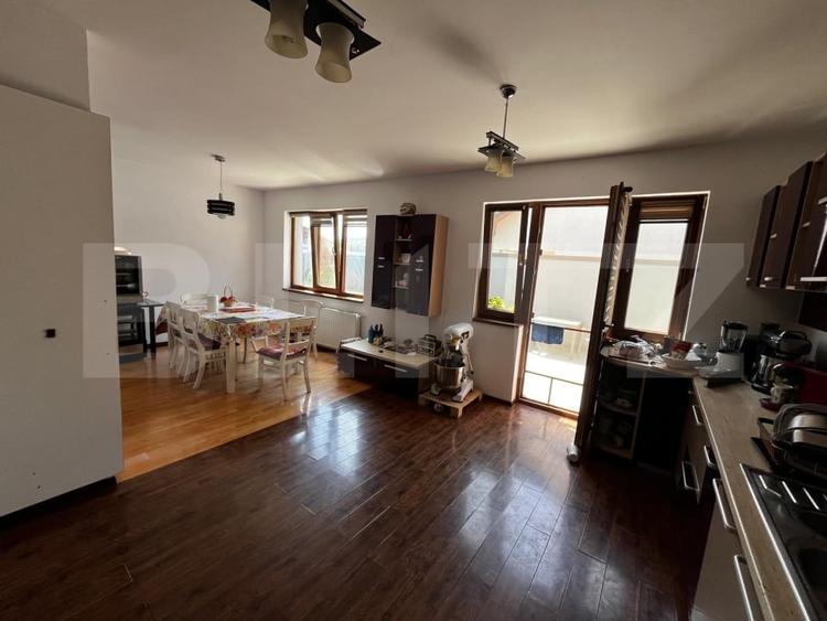 Casă individuală cu 4 camere cu Teren 1174 Mp în Apahida
