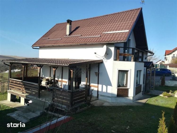 Casă cu 5 camere cu Teren 500 Mp în Ciurila